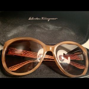 Salvatore Ferragamo sunglasses almost brand new